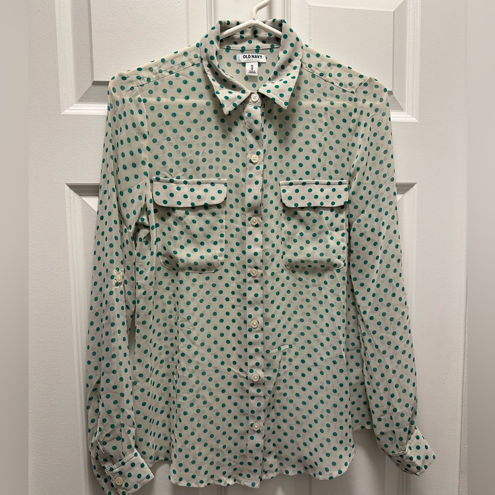 🌦️Come Clean Closet Sale🌦️ Old navy blouse